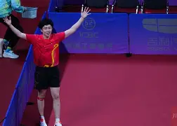 HKA血洗V5，Clid拿下关键大龙鏖战多局八强赛，成为赛场最大亮点