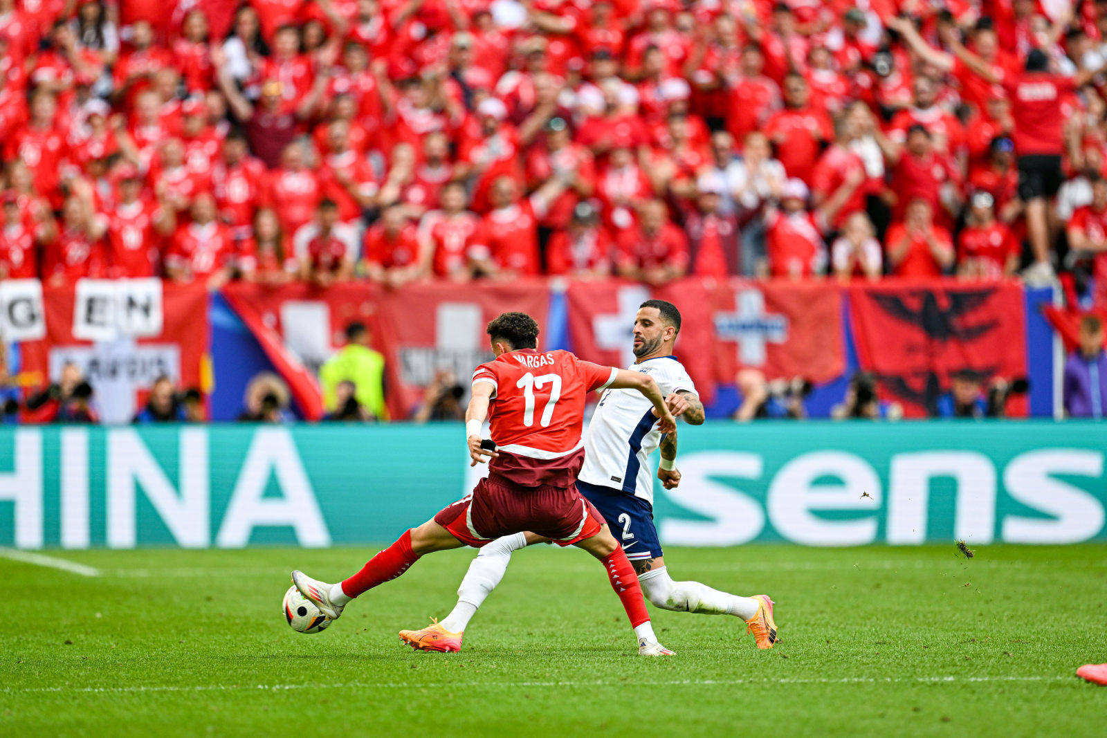 包含世界聚焦！欧洲杯赛事全球收视创新高的词条